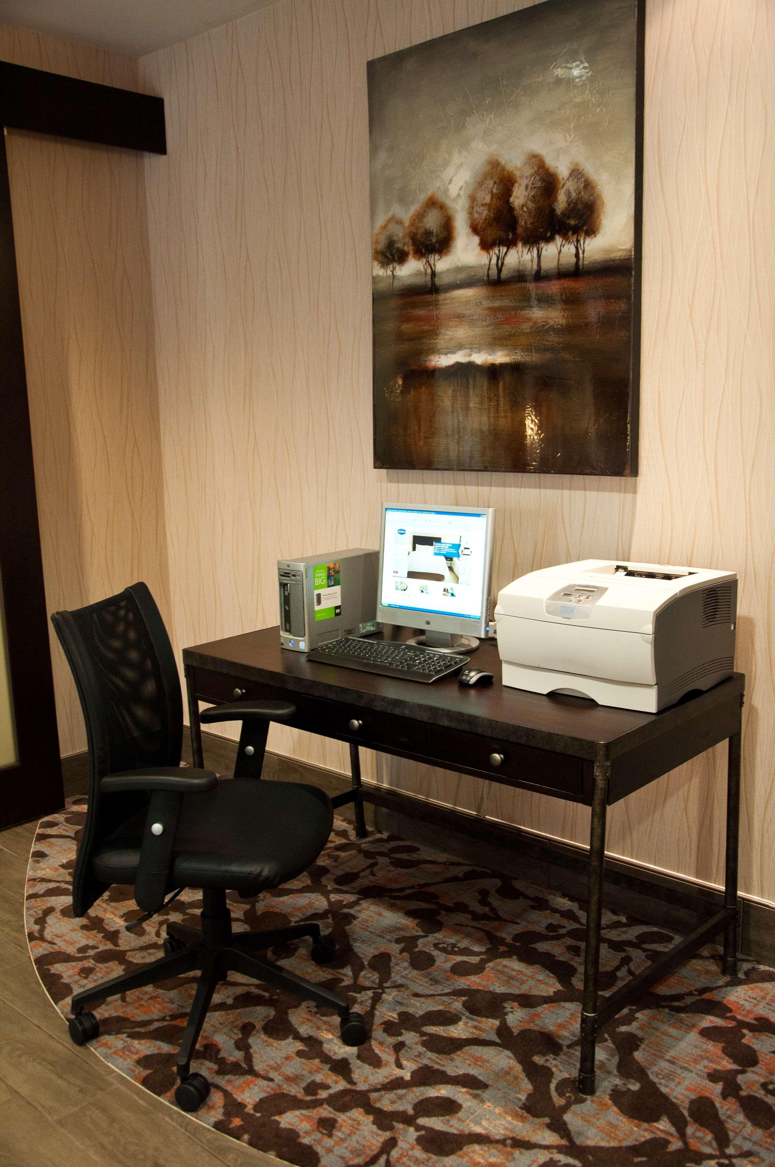 Hampton Doylestown Hotel Warrington