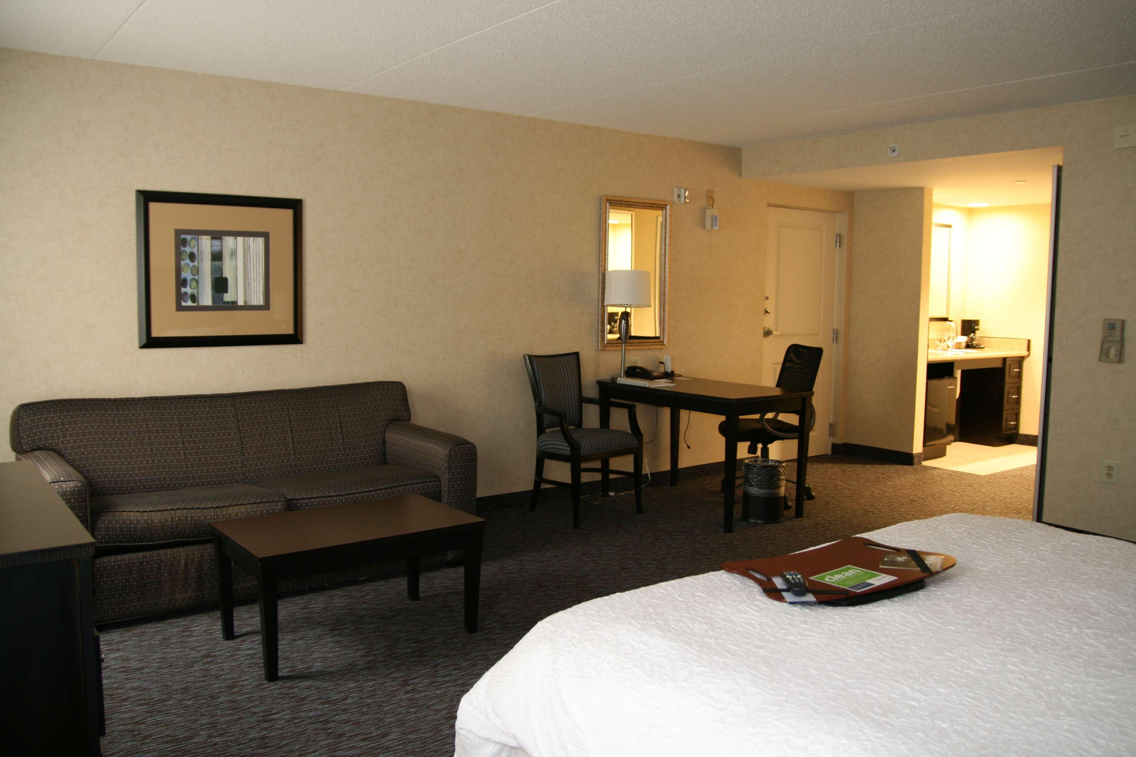 Hampton Doylestown 3* Warrington